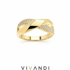 Vivandi Twisted Band Ring