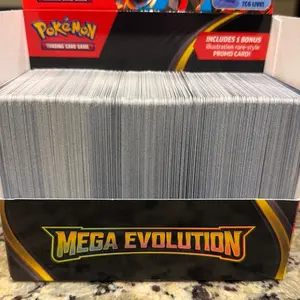Pokémon Mega Evolution Bulk 25 Cards Pokemon Trading