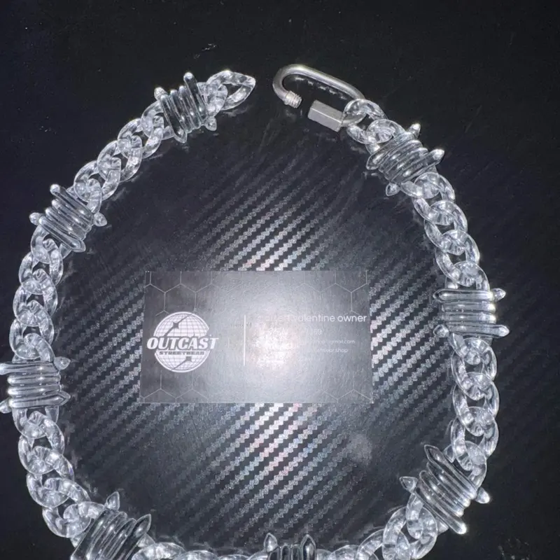 Barbedwire chain