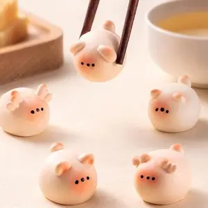 Exclusive Order Reward Free Gift | Round Small Animal Figurine Mini Home Desk Decoration-Randomly select one item