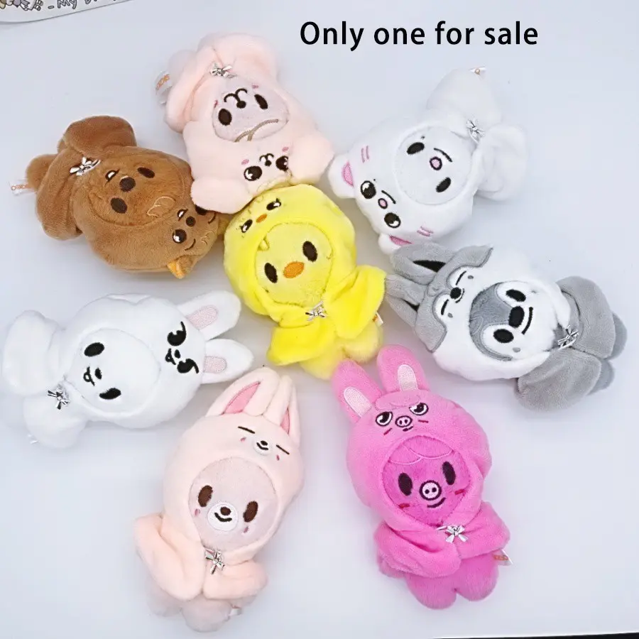 Plush Cloak Doll Keychain Pendant, Concert Peripheral Gift, Soft Plush Accessory, Perfect for Friends and Companions, Cute Soft Keychains, Key Rings, Key Chain Accessories