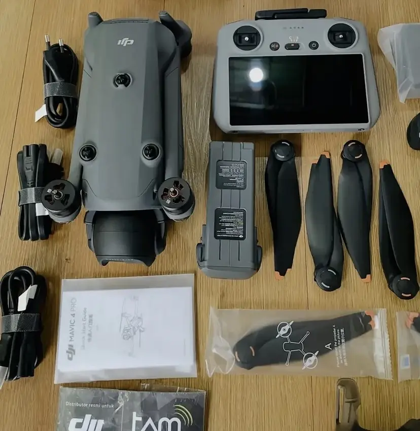 NEW DJI MAVIC 4 PRO FLY MORE COMBO NEW DJI MAVIC 4 PRO FLY MORE COMBO