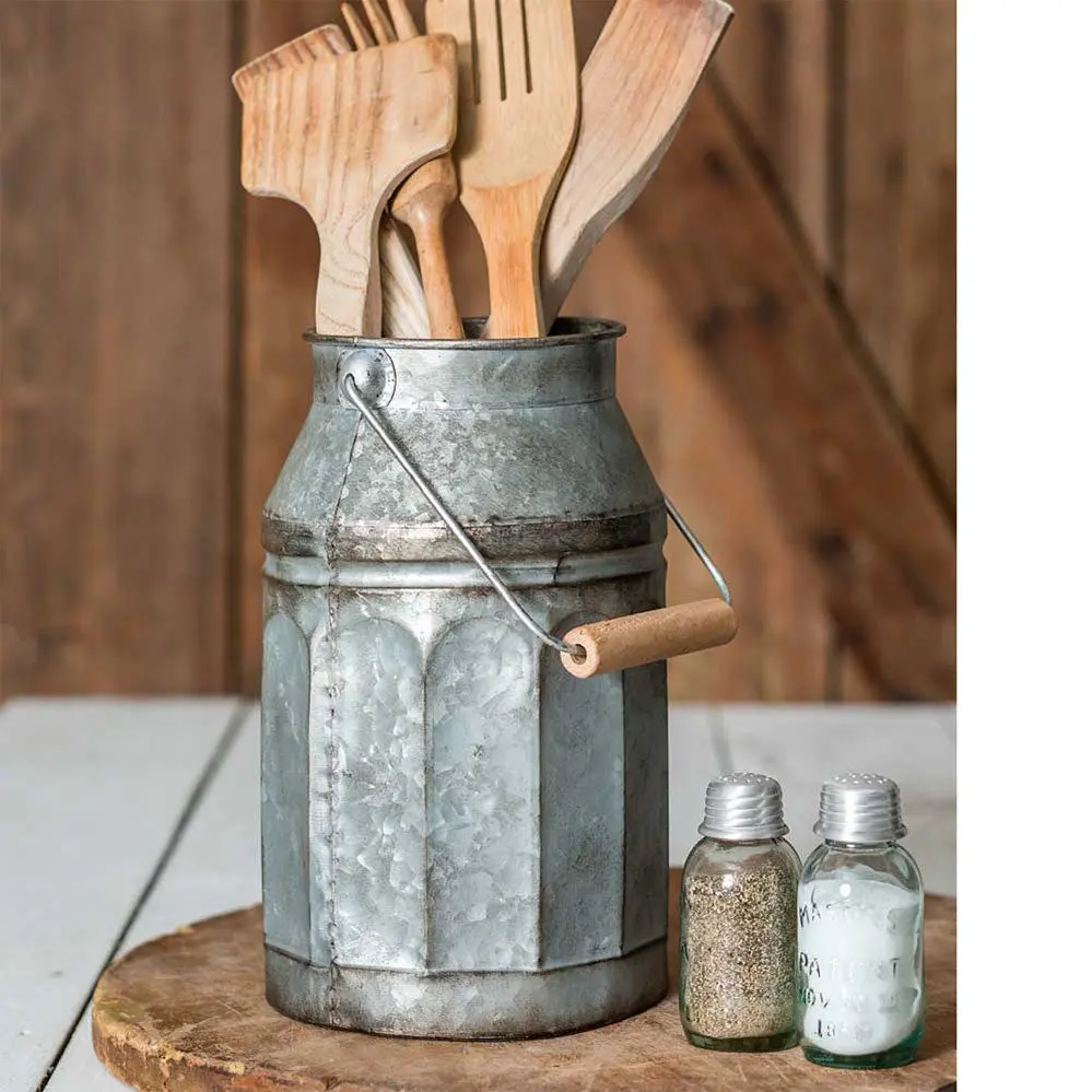 Galvanized Milk Can with Handle - Durable Design for Easy Transport