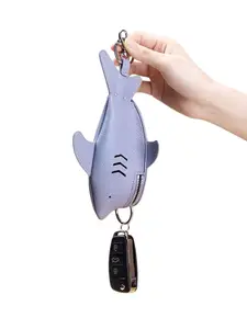 New Leather Shark Keychain, Creative and Cute Design, Fashionable Earphone Lipstick Car Key Organizer, Unique Bag Accessory