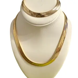 High-Quality Daily Wear Chain Set for Everyday Use - Gold-Toned Herringbone Design Necklace