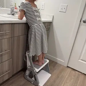 Potty Training Seat with Folding Travel Potty Seat for Toddlers, 2 in 1 Potty Training Toilet Seats, Anti-Slip Toddler Toilet Seats with Steps, Waterproof Cushioned Mat and Splash Guard, Grey