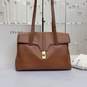 Pre-owned Celine Leather Shoulder Bags 12.60'' R3449 Shoulder Bag C13341886683 0419 T2 Ella