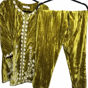 Crushed Velvet Cord Set - Soft Fabric, Ideal for winter Seasons, Perfect for Layering