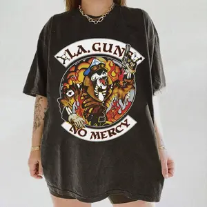 LA Guns Tee – Vintage Rock Tour Streetwear Look 2025 th31107