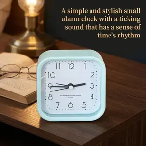 Square Travel Alarm Clock, Fashionable Simple Large Font, Student Dorm Study Timer, Desktop Decorative Clock, Long-Lasting Time Display
