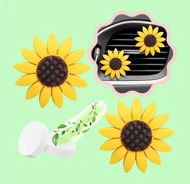 Sunflower Car Air Freshener Vent Clips - 2 Pieces Daisy Design for Women's Car Interior Accessories, Durable & Sturdy Air Vent Decor with Mini Fresheners for Aromatic Drive
