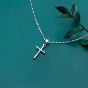 S925 Silver Full Diamond Cross Necklace – Elegant Minimalist Pendant