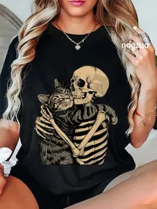 100% Cotton Skeleton Hugging Cat Halloween Cat Lover Cat Mom Dad T-Shirt