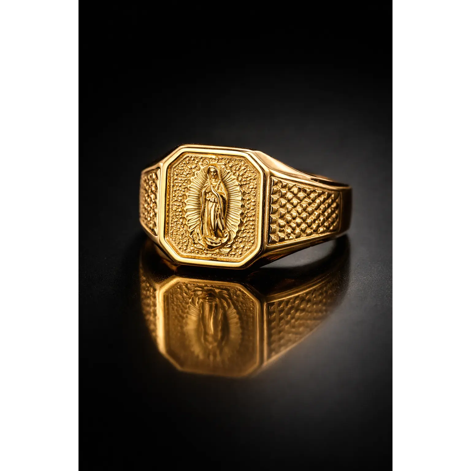 Guadalupe Heritage Signet Ring – 18K