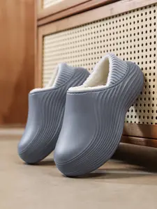 Men's Black Fleece-Lined Platform Mule Shoes, Minimalist Warm Style, Water-Resistant Upper + Fleece Lining + Ribbed Platform Sole, Warm Fit, Easy to Put On/Off , Ideal for Autumn/Winter Home & Light Commuting Scenarios, Footwear