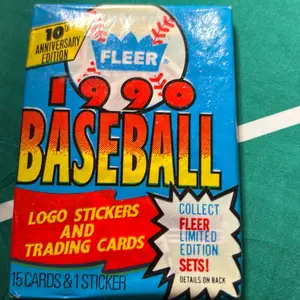 Pack of topps baseball