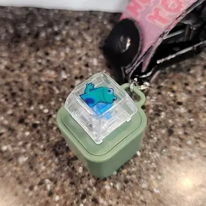 Lizard Keychain Fidget Toy – Clicker Sound & Colorful Lights, Rechargeable, For Stress & Anxiety-393410