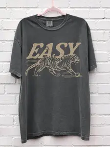 Comfort Colors Easy Tiger Tee Shirt, Vintage Style Inspired Shirt, Trendy Tiger, Retro Festival Clothing, Top Classic