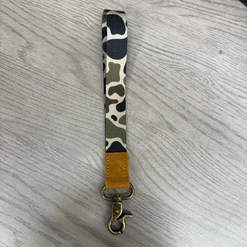 Antler Wrist Lanyard - Green Duck Camo