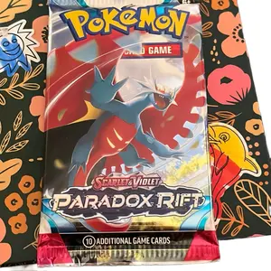 Pokemon TCG: Scarlet & Violet Paradox Rift - Booster Pack