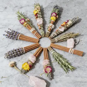 Premium 25-30cm Lavender Smudge Stick Bundle with Raw Rose Quartz, Handmade Long-Lasting Aromatherapy Herb Bouquet, Home Decor Accent & Festive Gift Idea