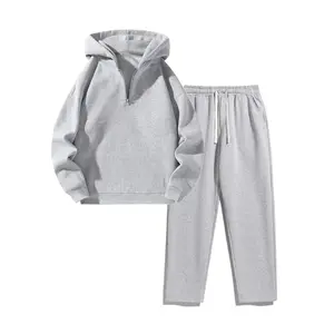 Neutral slim fit two-piece sports shirt, paired with a half zip hoodie and loose pants, made of minimalist solid color knitted fabric, suitable for daily casual sportsRAIMENTRY