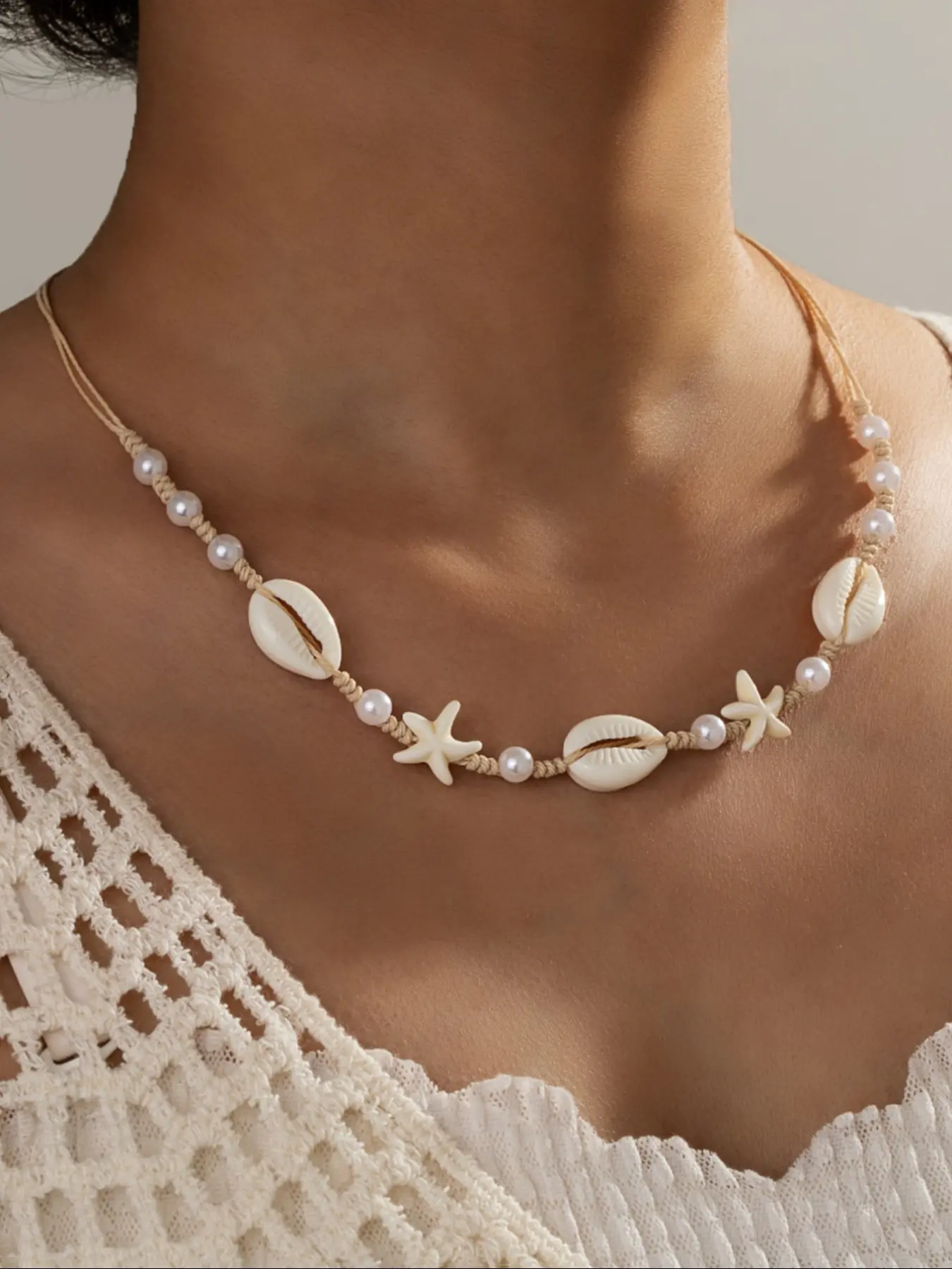 Resin Shell Necklace, Turquoise Starfish Braided Choker, Beach Vacation Style, Women's Collarbone Chain, Handmade Jewelry Gift, Exquisite Jewelry Gift, Summer Style Jewelry, Dainty Choker Necklace, Dainty Necklaces