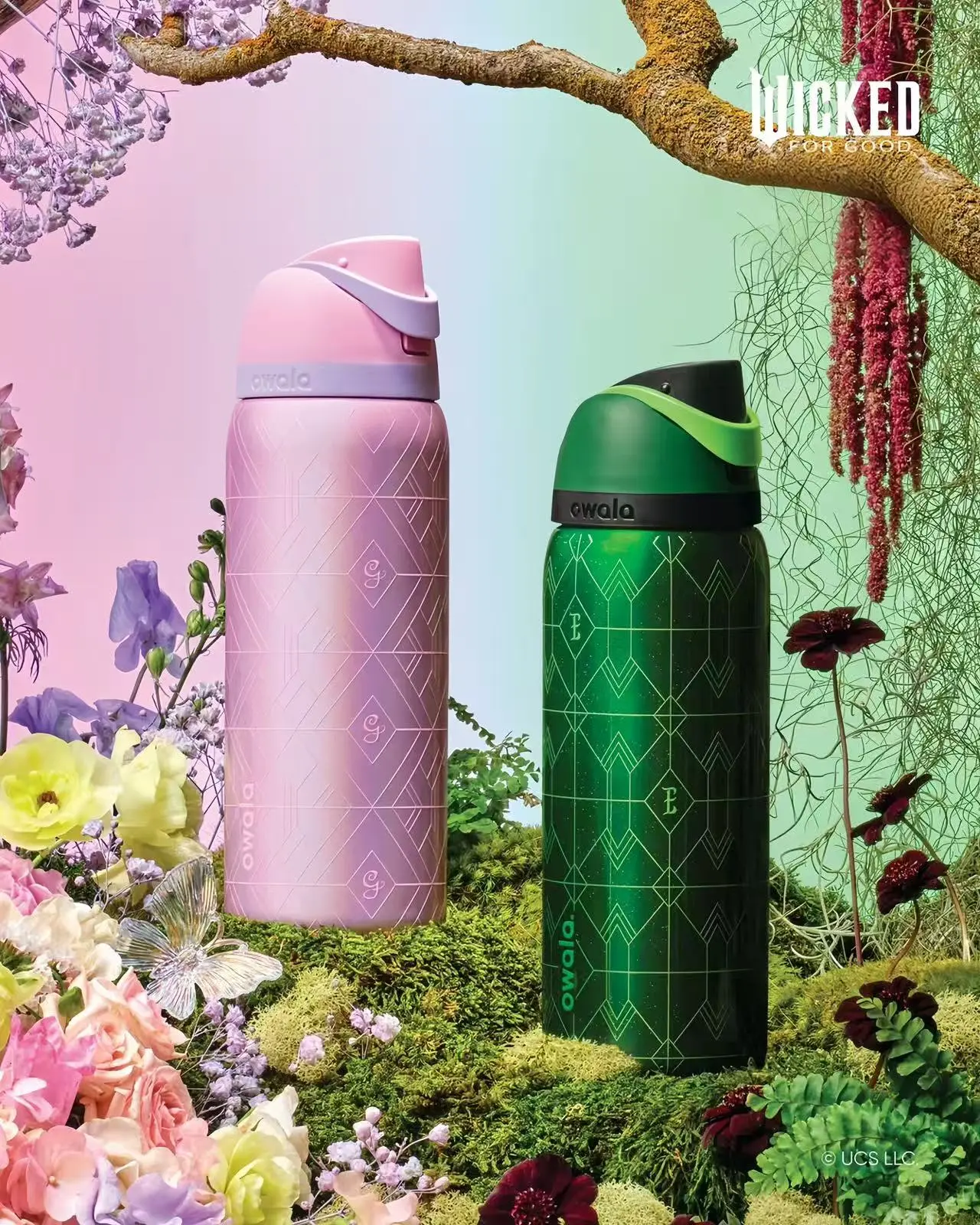 Owala x Wicked Movie Limited Edition FreeSip Water Bottle, 32 oz, Glinda Pink Shimmer Finish, Insulated Leakproof Stainless Steel Cup with Built-in Straw, suitable for gym, travel, and school, ideal for children and adults