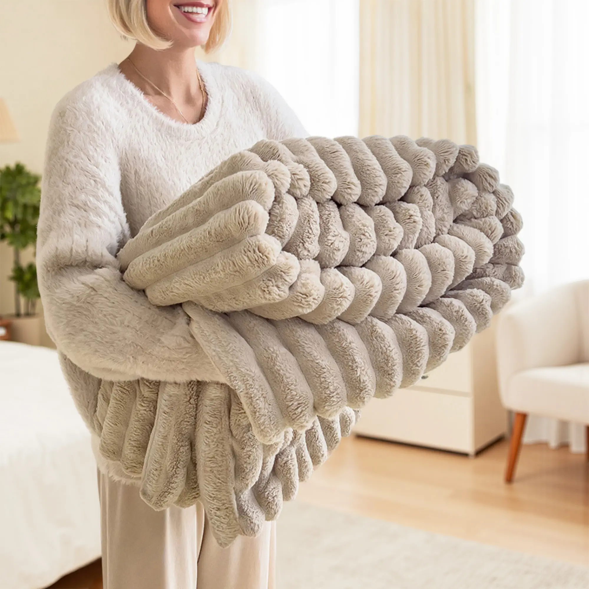 BePatio Oversize Warm Soft Fleece Throw Blanket for Couch Bed Home Decor, 300 GSM 3D Stripe Reversible Fluffy Fuzzy Plush Blanket, Gift for Parents Adults & Couples, Dorm Indoor Party Camping Travel