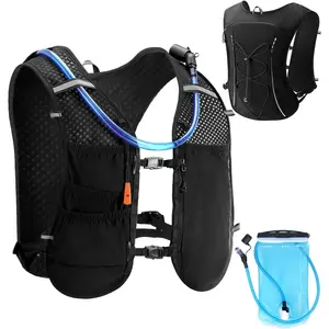 Running hydration backpack, lightweight and breathable backpack, equipped with a 2-liter water bladder, suitable for hiking, trail running, cycling races, marathons, unisex