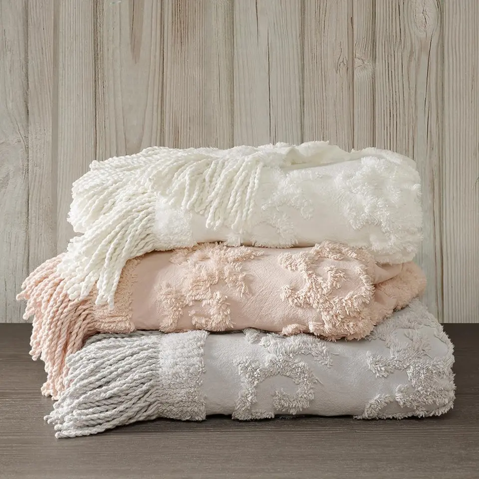 100% Cotton Chenille Tufted Throw