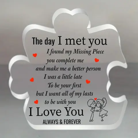 "I Love You" Acrylic Puzzle Piece, Frameless Love Message Desktop Decor, Heart Plaque, Romantic Gift for Valentine's Day and Anniversaries for Couples, Acrylic Decoration Sign