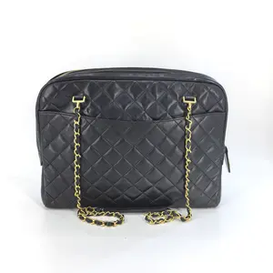 Pre-owned CHANEL leather Shoulder Bags Diamond Quilted Shoulder Bag BF0097