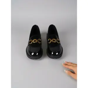 Women's new solid color fashionable low heel flat shoes, bow leather high heels, comfortable and lightweight mid heel walking shoes