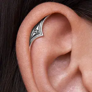 Gothic Helix Earring - Dark Silvery Cartilage Piercing with Floral Design, Punk Tato Medieval Style for Daily Wear & Music Festivals, Festival Accessories, Medievalinspired Design, Durable Earring, non tarnish jewelry, goth accessories, Halloween