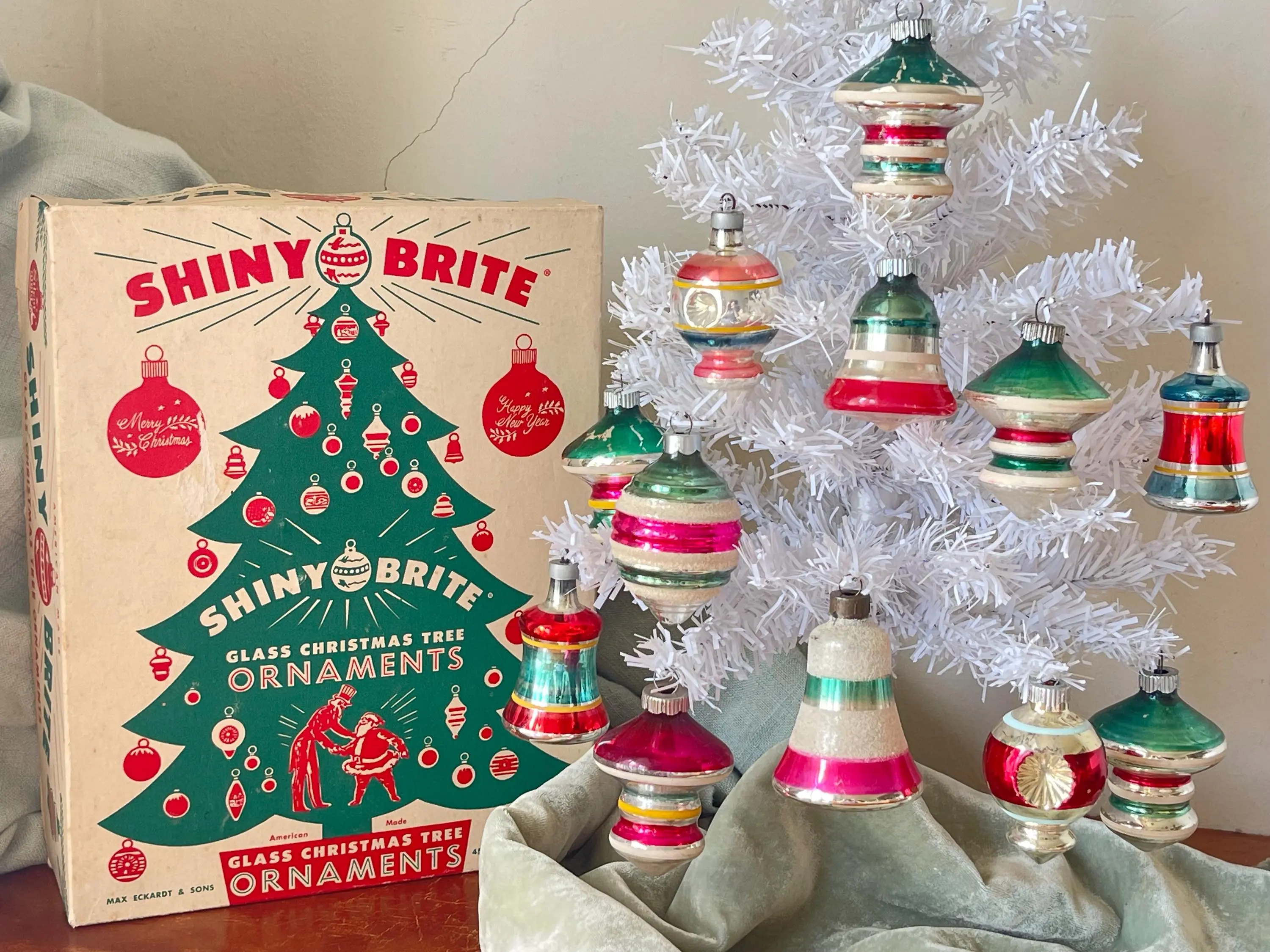 Vintage Shiny Brite UFO Spinning Top Bell Ornaments Set of 12 Premier Glass Bells