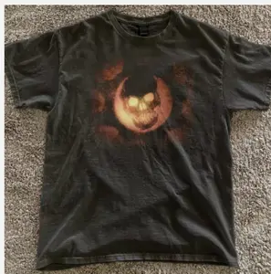 Vintage y2k Gears of War Glowing Yellow Logo, Vintage Gears of War Tee, Ad Campaign tee y2k-graphic tee - vintage y2k tshirt Menswear Top