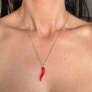 Italian Red Horn Necklace 14k Gold Plated Cornicello Good Luck Pendant Hypoallergenic Italian Amulet Protection 18 Inch Gift for Women 585/14K