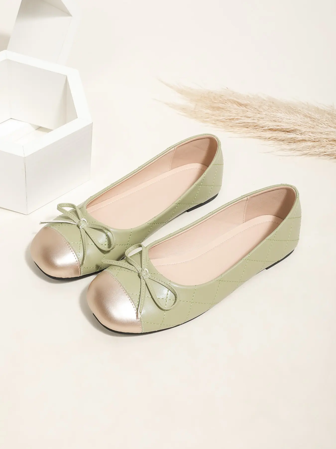 New Women's Casual Ballet Shoes, Round Toe Casual Flats with Bow, PU Upper and Rubber Sole, Medium Width, All Seasons Fashion Footwear