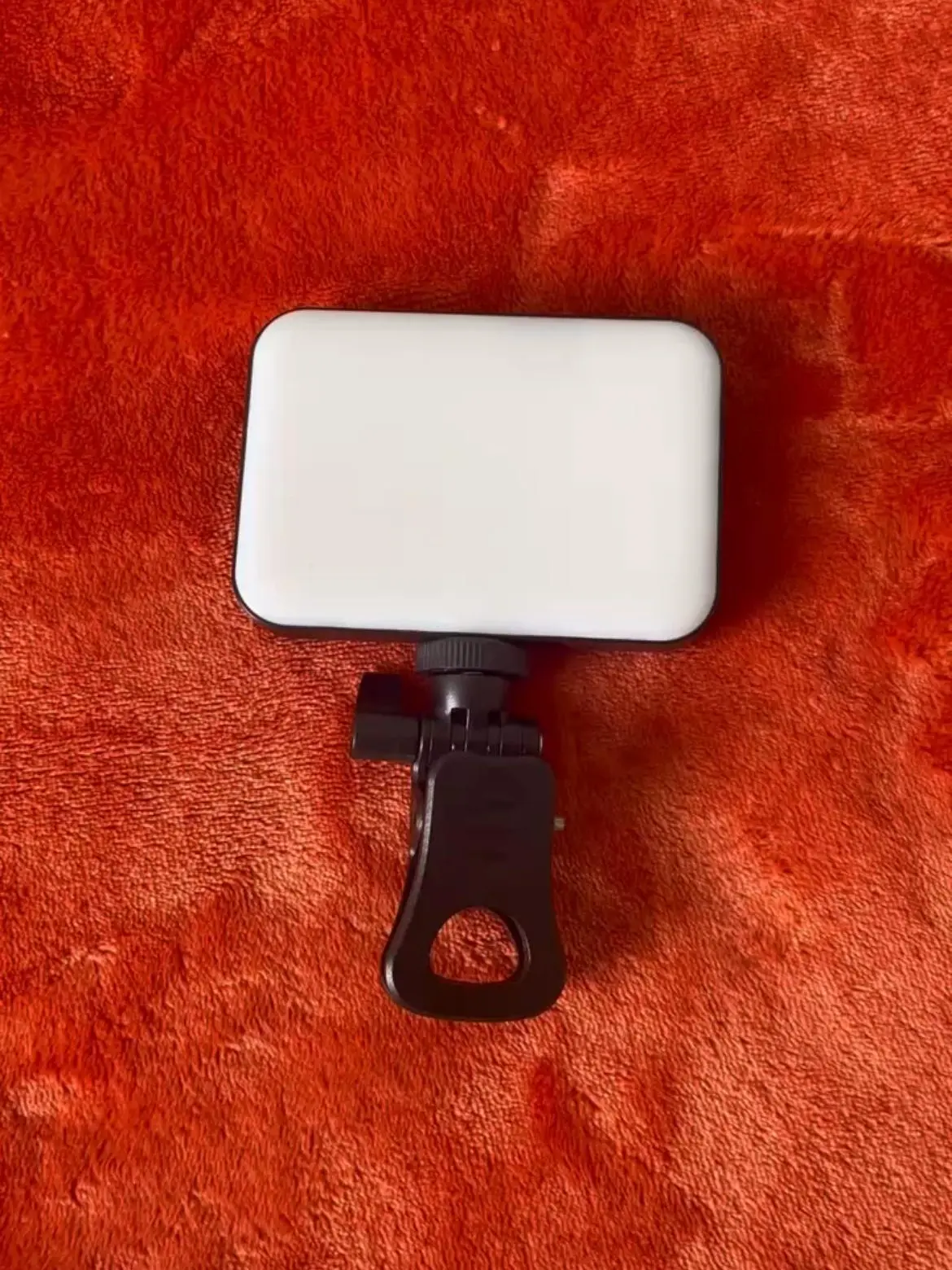 Clip-On Mobile Phone Ring Light - Portable LED Lights Accessory for Content Creators, Bright, Flawless Lighting Anywhere, Accessories, Multi-Level