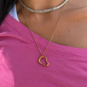 EVRY JEWELS Gold or Silver Plated Women's Melt My Heart Necklace