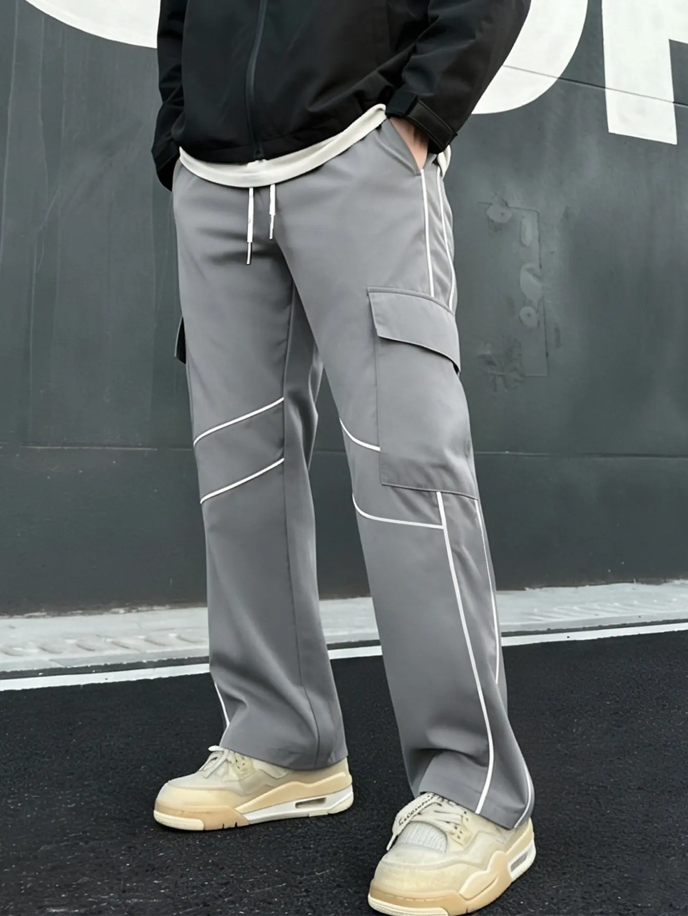 Men's Techwear Cargo Pants, Lightweight Polyester Fabric Activewear with Multiple Pockets, Drawstring Waist & Contrast Stitching for a Streetwear Vibe, Do Not Iron, Hang Dry