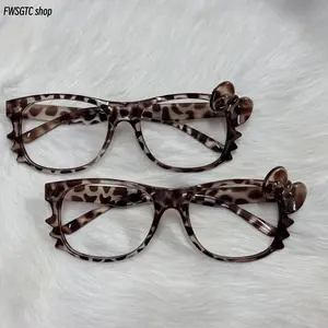 2/1-Pack cute Y2K leopard print glasses with trendy cartoon nerd frames. Chic decorative eyewear fits street style, back-to-school and Y2K outfits perfectly. Lovely practical gifts for various female-themed holidays.