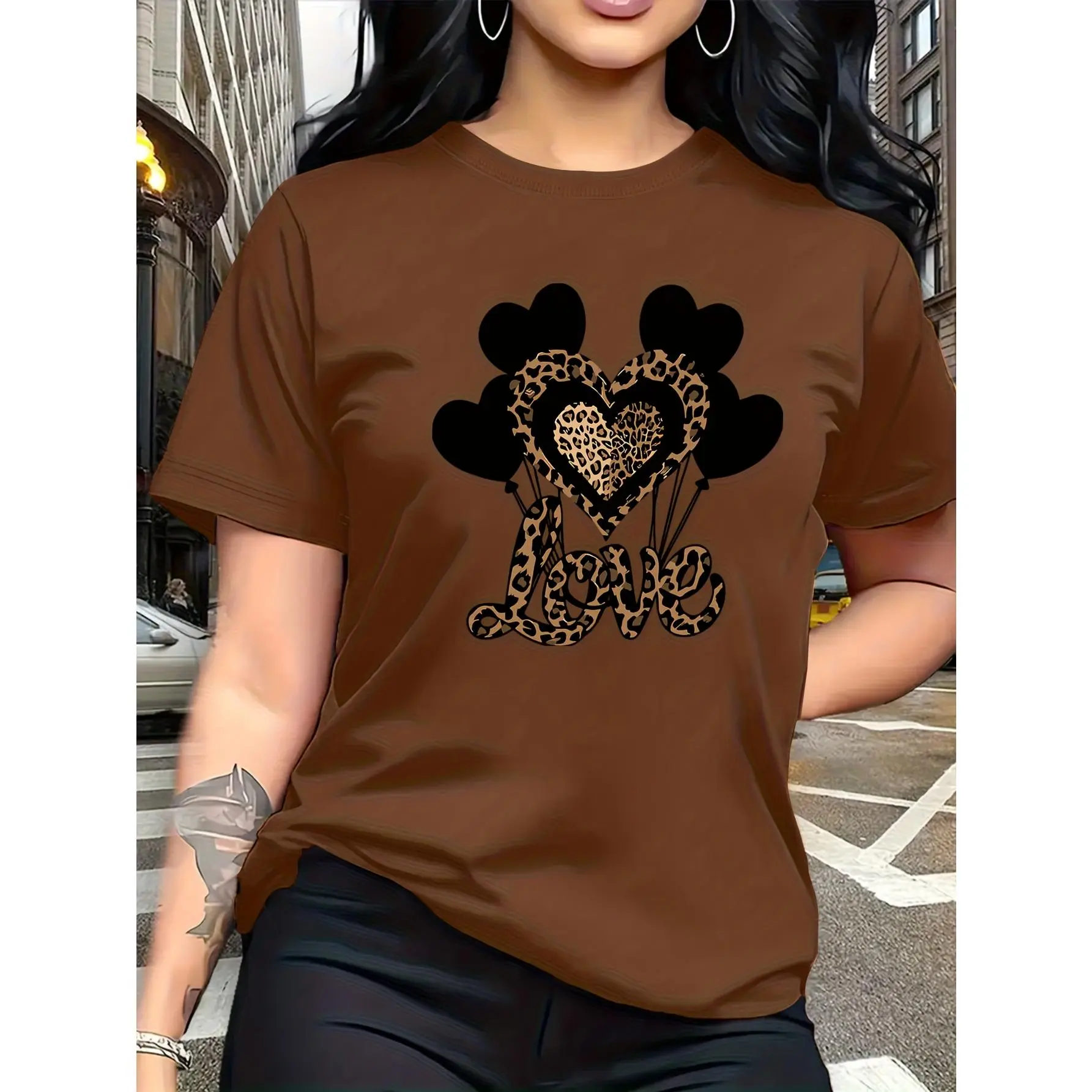Women's Round-Neck Short-Sleeve Sporty Sports Top - Black & Leopard Print Heart-Shaped Balloon Pattern, Comfortable Fabric, Versatile Fit for Leisure & Travel, Style 13419, Sporty Sports Tops