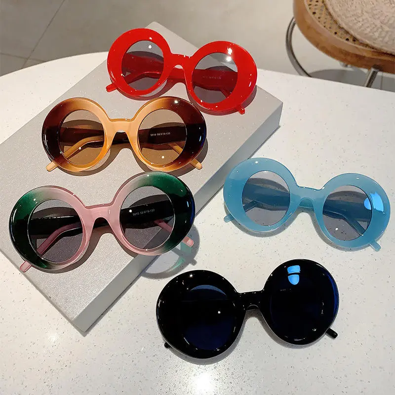 Sunglasses Oversized Round Shades Retro Eyewear Vintage Large Round Frame With Two-Tone Gradient Lenses Unisex For Men And Women UV400 Protection Anti Glare Lightweight Comfortable Frame For Beach Party Outdoor Travel Daily Casual Occasions