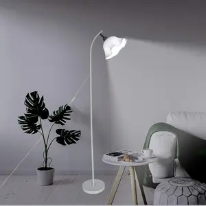 Petal Floor Lamp Cream Style Creative Simple Living Room Sofa Bedroom Bedside Lamp Nordic Standing Table Lamp Ambient Light color elegant lighting