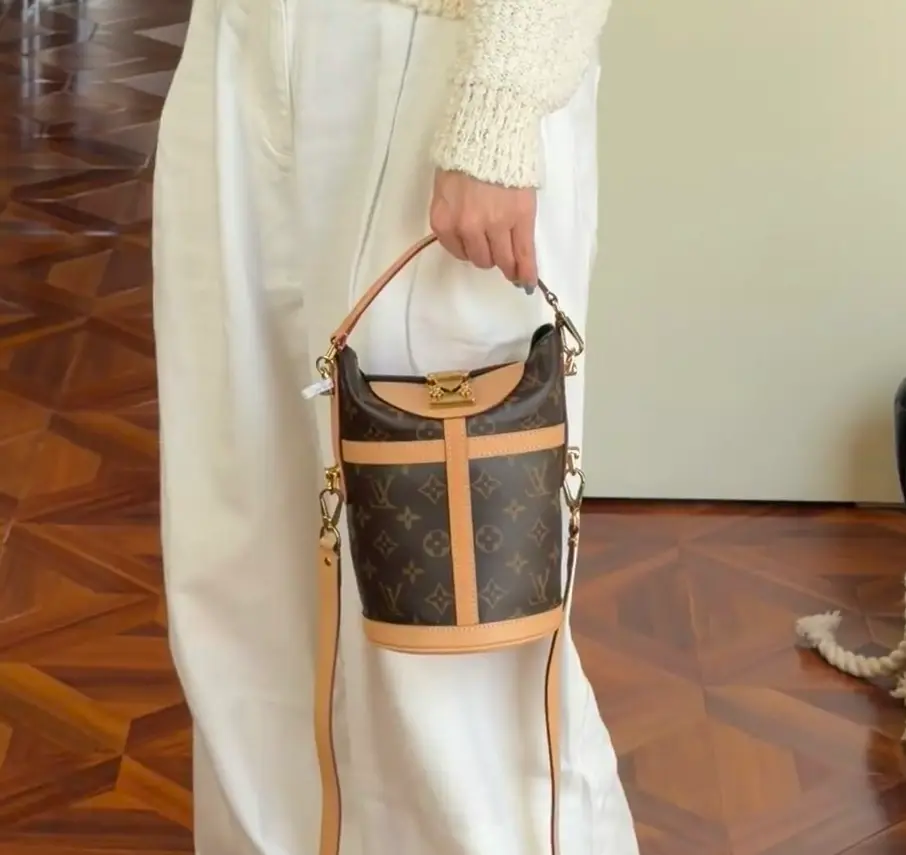Pre-owned Louis Vuitton PVC Coated Canvas Crossbody bags LouisVuitton / Monogram Pochette Accessoires mx4832