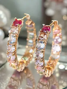 Luxurious and minimalist single-row multi-coloured synthetic zirconia earrings for women. A classic and versatile piece of jewellery for women and girls. A fashionable gift for parties.