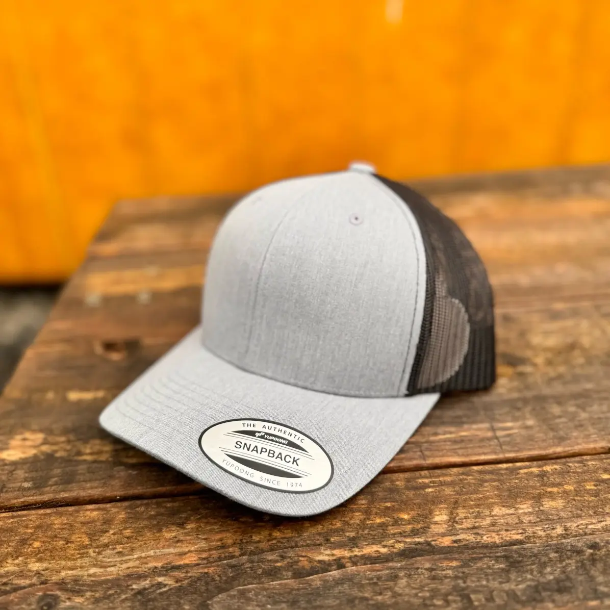 Grey/black 6 panel