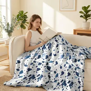 1pcs Gravel Pattern Milk Fleece Blanket, All- Season Use| Suitable For Various Occasions| Sofa, Bed, Office, Travel, Pets, Etc. Warm And Comfortable| Soft And Skin- Friendly, Multiple Sizes Available, 2D Printing